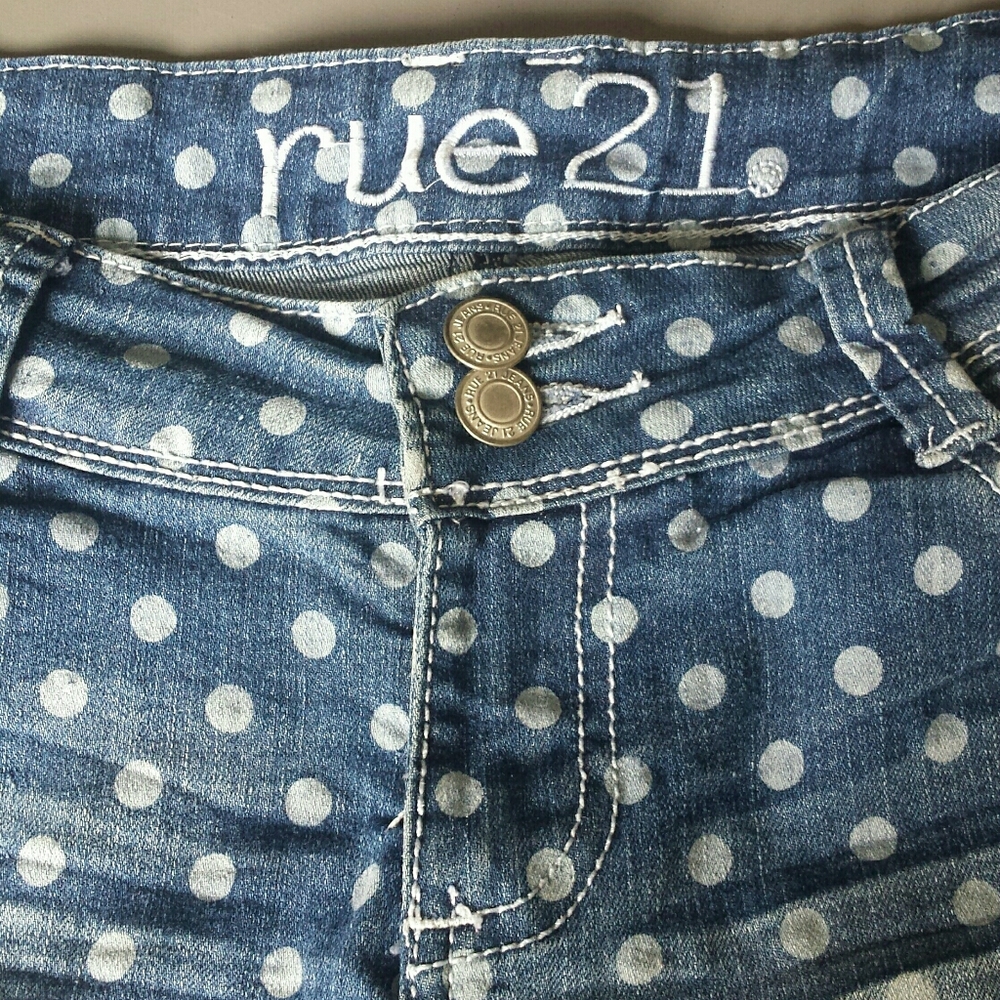 Rue 21 Juniors Blue Denim Polkadot Fringe Jean Shorts 5/6 - Picture 3 of 8